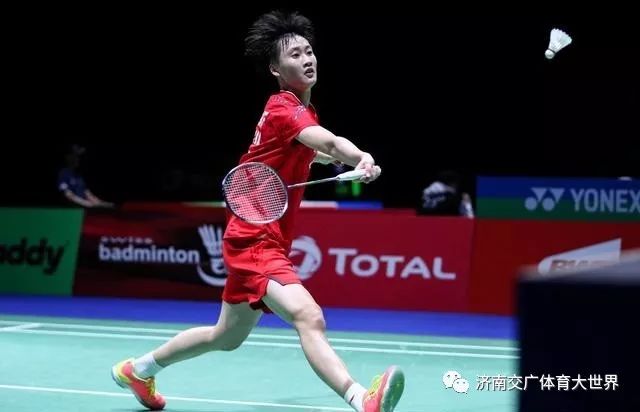 和反手回球 和反手回球