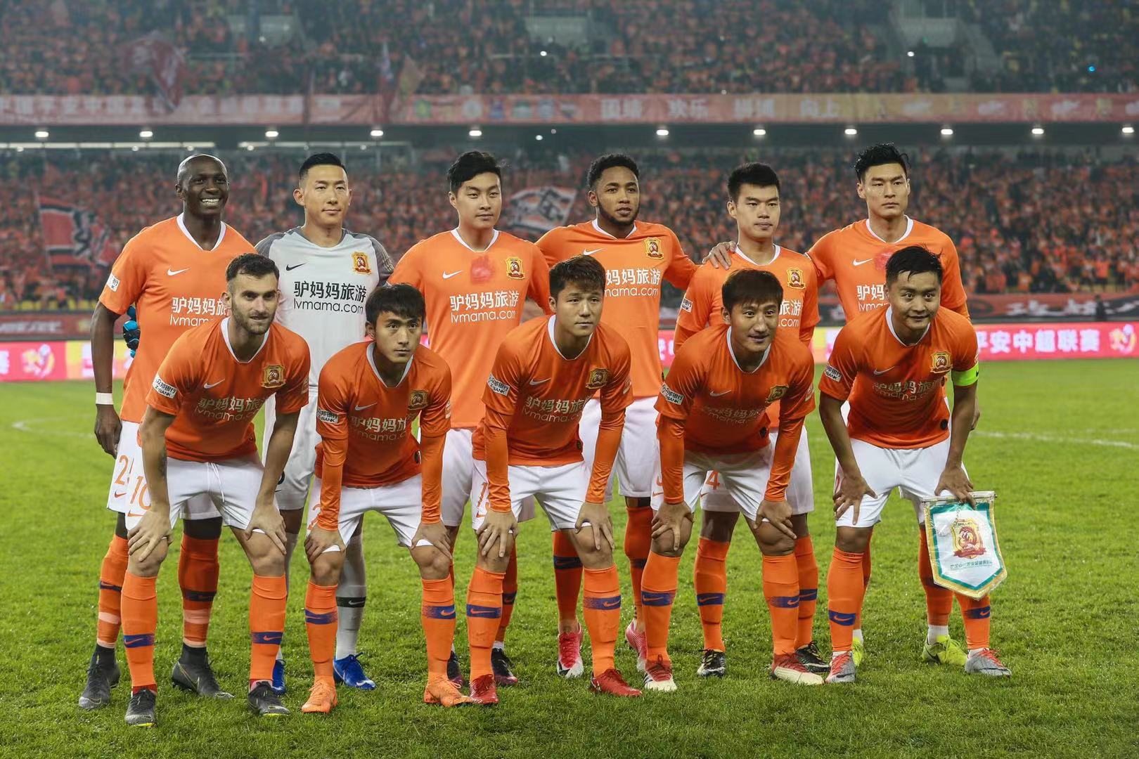 这次他不再 这次他不再