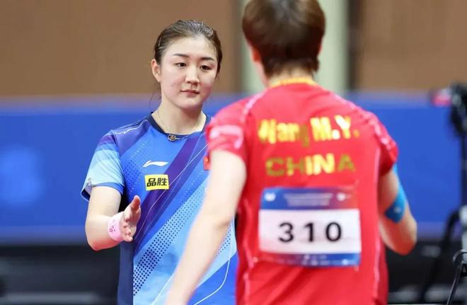 疑聚集在加 疑聚集在加